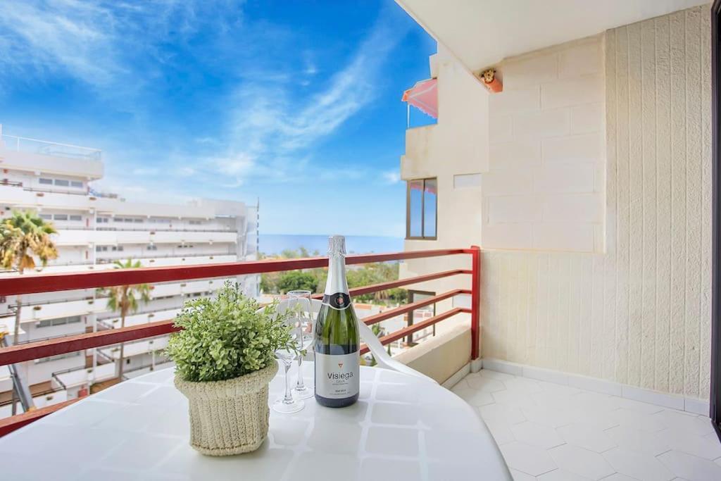 Alexander Apartment Playa De Las Americas Экстерьер фото