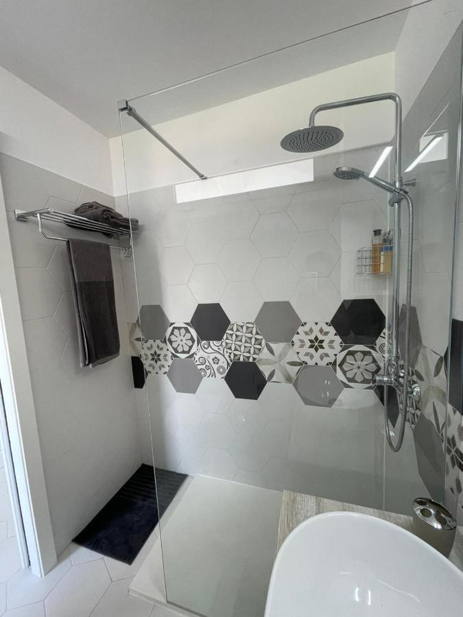 Alexander Apartment Playa De Las Americas Экстерьер фото